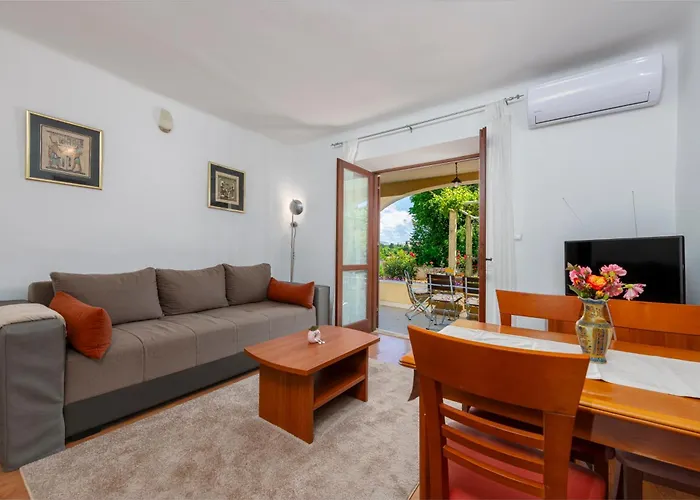 Madonna Field Ii دوبروفينك